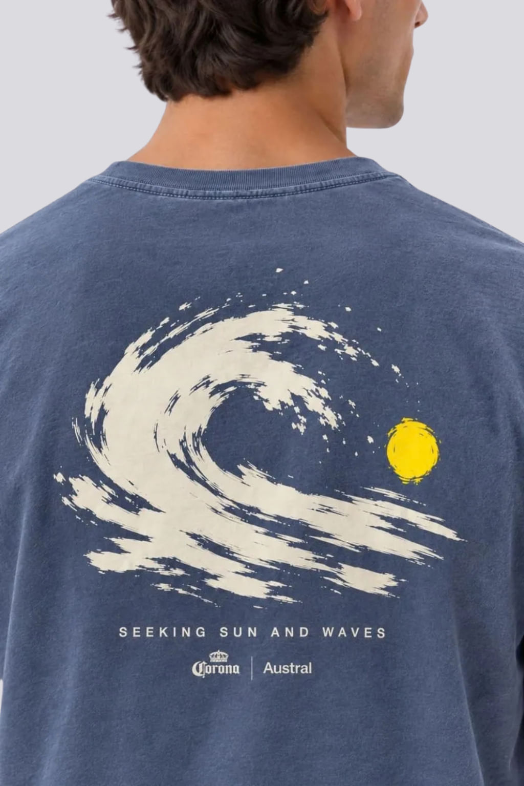 Camiseta Graphic Wave Corona Azul Escuro